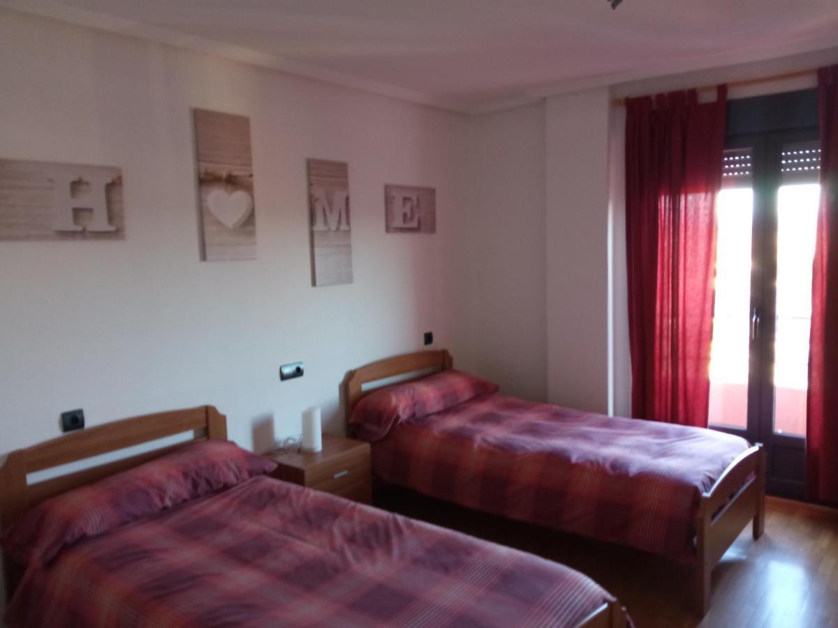 Vut El Negrillo 15 Vut-le-413 * Astorga
